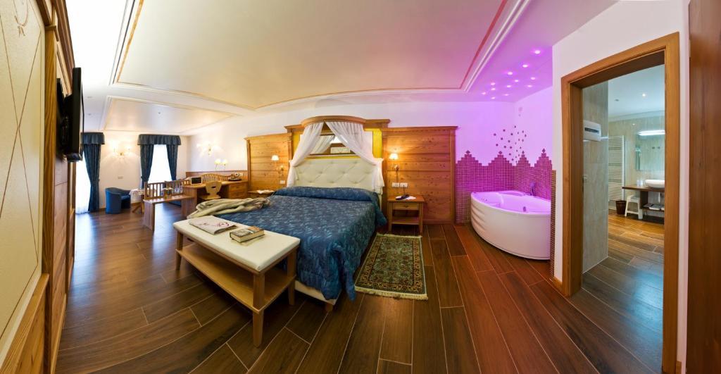 Cavallino Lovely Hotel أندالو الغرفة الصورة